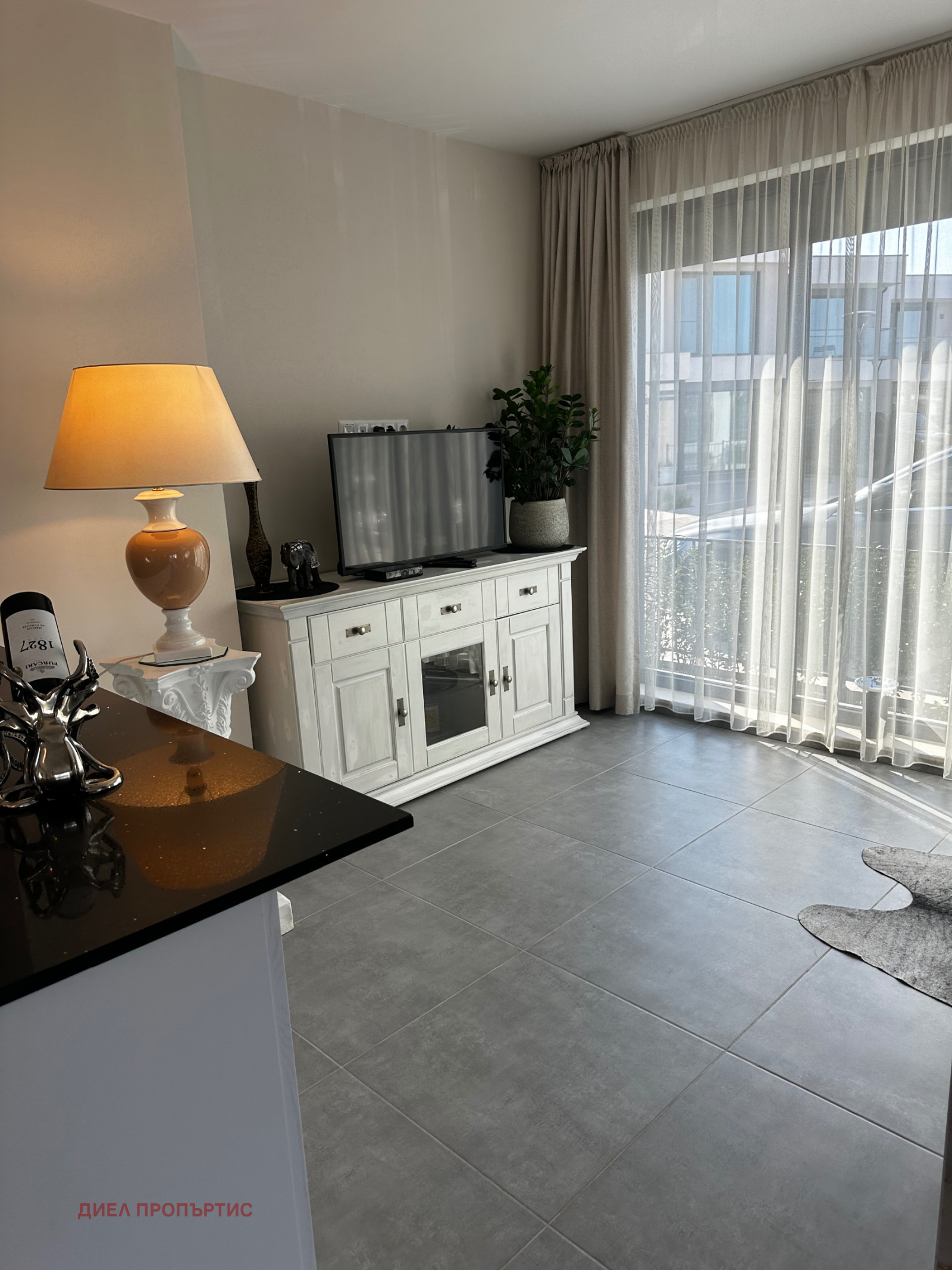 Продава КЪЩА, гр. Поморие, област Бургас, снимка 2 - Къщи - 54106025