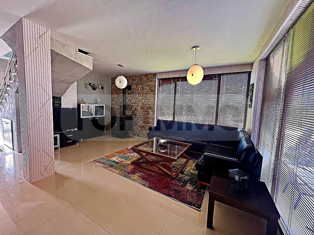 Продава КЪЩА, гр. Балчик, област Добрич, снимка 3 - Къщи - 54678981