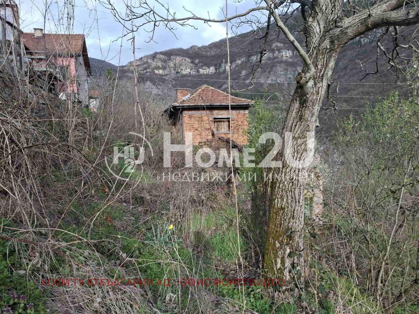 Продава ПАРЦЕЛ, гр. София, Борово