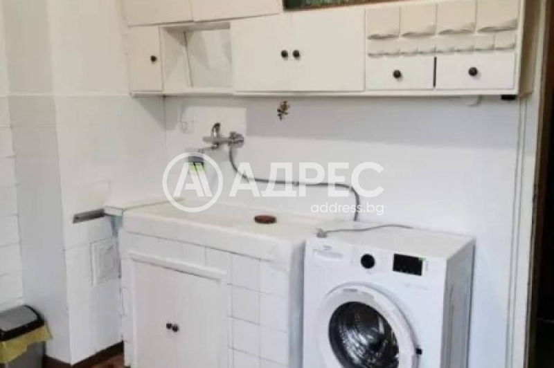Na prodej  1 ložnice Gabrovo , Centar , 62 m2 | 89388961 - obraz [3]