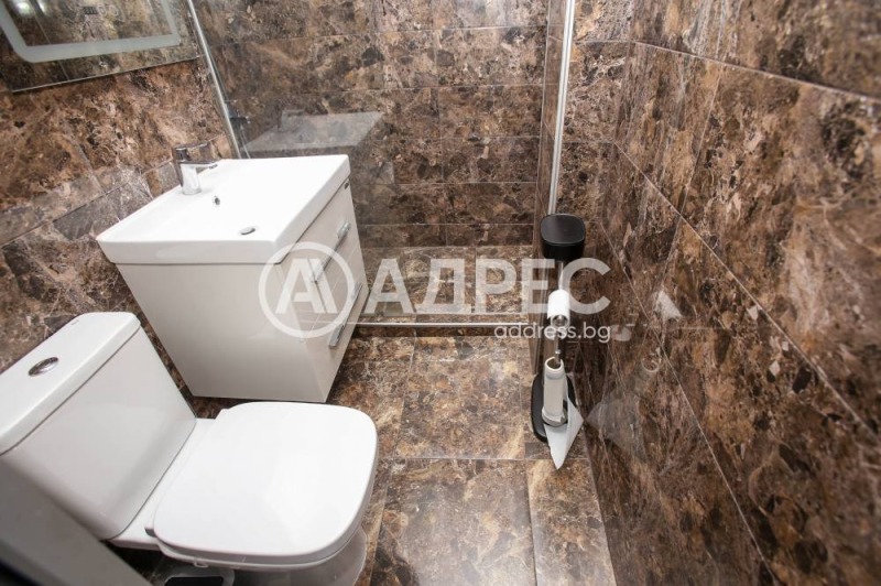 En venta  2 dormitorios Sofia , Oborishte , 77 metros cuadrados | 45298449 - imagen [15]