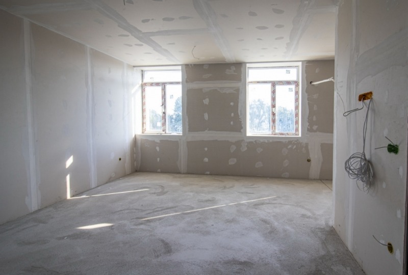 Продава 3-СТАЕН, гр. Сливен, Център, снимка 2 - Апартаменти - 52533846