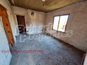 Кућа Сапарева банја, регион Ћустендил 10