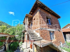 Кућа Сапарева банја, регион Ћустендил 6