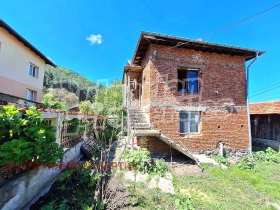 Кућа Сапарева банја, регион Ћустендил 4