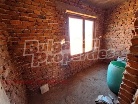Кућа Сапарева банја, регион Ћустендил 16