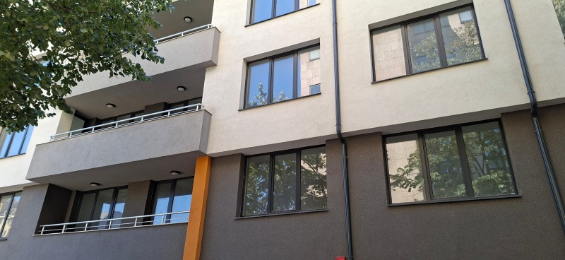 Na prodej  1 ložnice Sofia , Centar , 74 m2 | 35687552