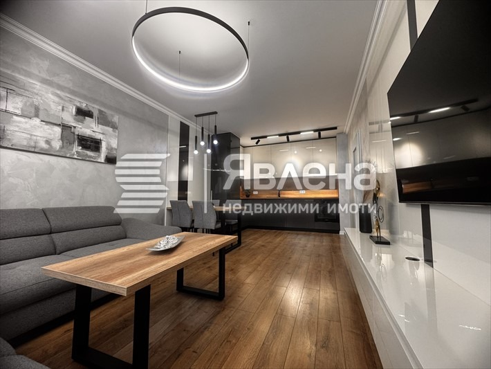 Продава 3-СТАЕН, гр. Пловдив, Съдийски