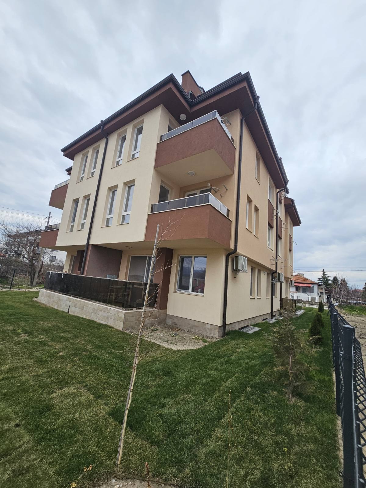 Продава 2-СТАЕН, гр. Пловдив, Южен