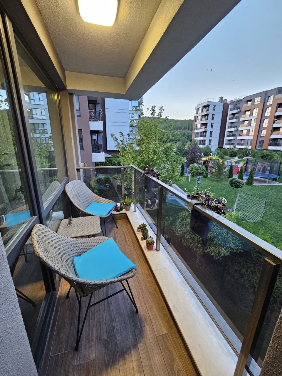 Продава 3-СТАЕН, гр. Перник, Изток, снимка 3 - Апартаменти - 53689310