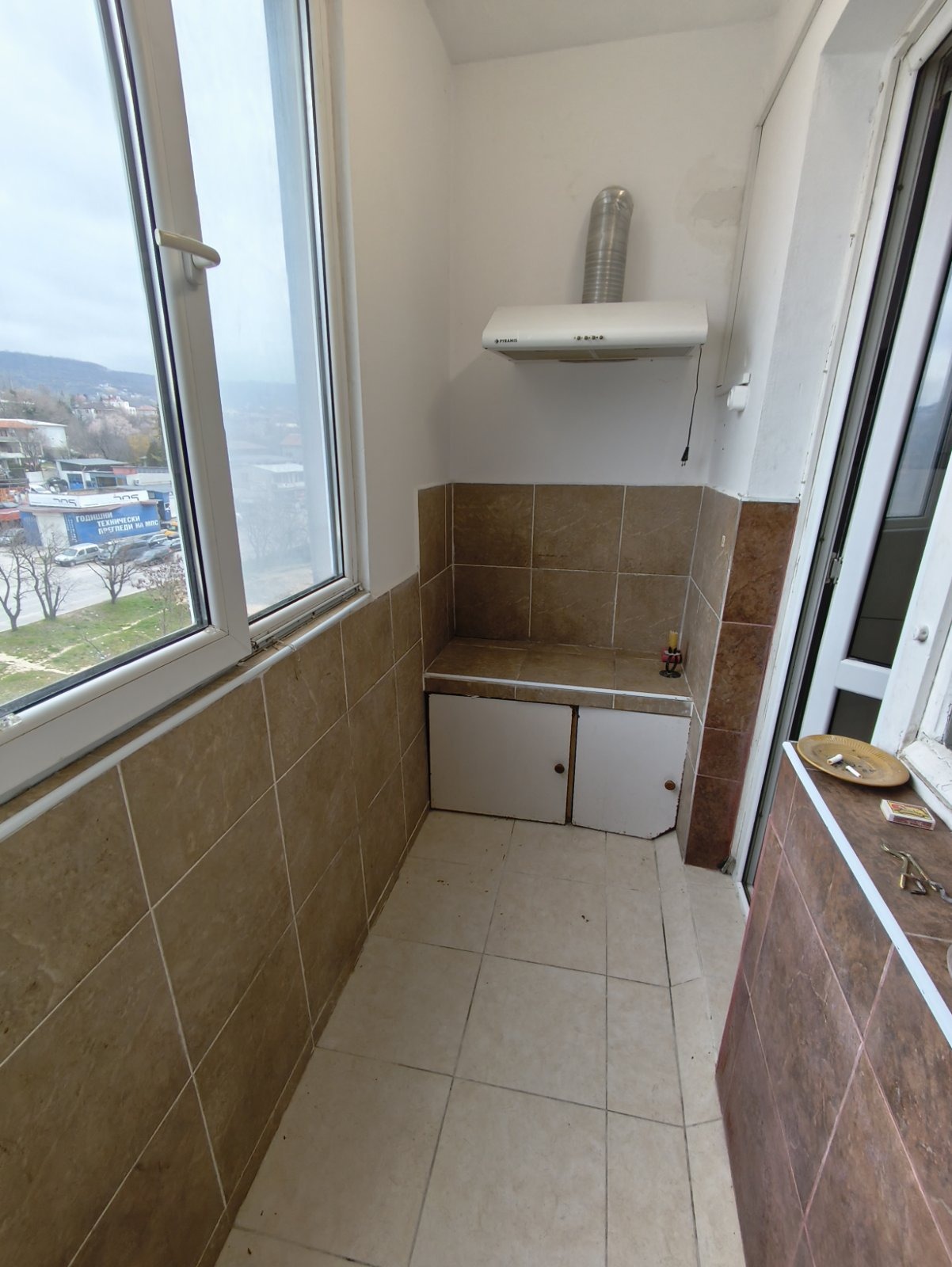 Продава МНОГОСТАЕН, гр. Варна, Цветен квартал, снимка 14 - Апартаменти - 53933869