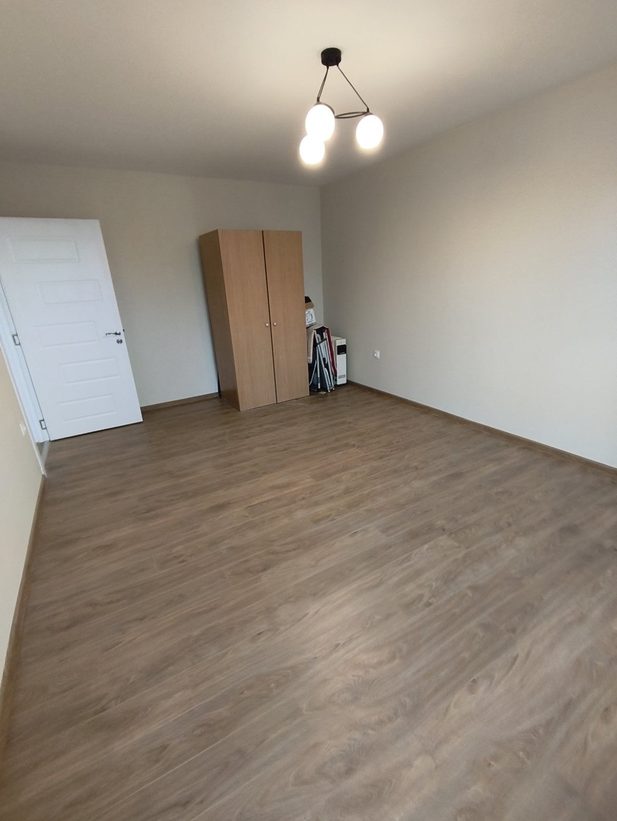 Продава МНОГОСТАЕН, гр. Варна, Цветен квартал, снимка 16 - Апартаменти - 53933869