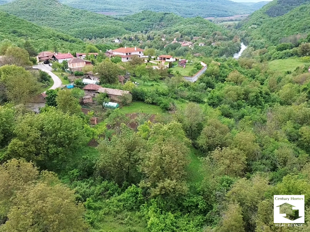 Продава ПАРЦЕЛ, с. Ветринци, област Велико Търново