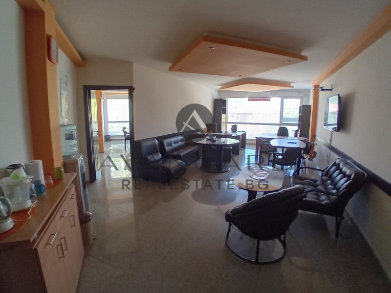 Продава ОФИС в град Пловдив, Кършияка - 107 кв.м / 112 999 € » 221 006.83 лв., АВАНГАРД РИЪЛ ЕСТЕЙТ