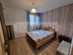 Piso de la casa Troshevo, Varna 7