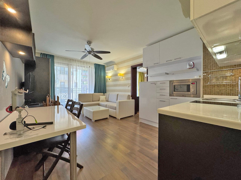 Продава  2-стаен, област Бургас, к.к. Слънчев бряг •  118 000 EUR • ID 26986699 — holmes.bg - [1] 