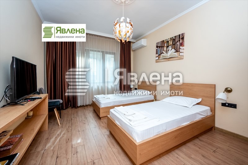 Продава 3-СТАЕН, гр. София, Център, снимка 3 - Апартаменти - 52888983