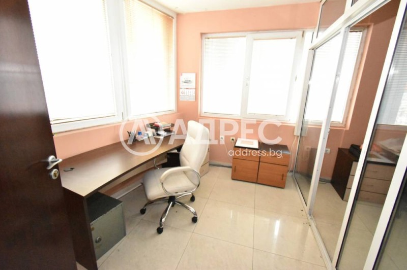 À venda  Escritório região Burgas , k.k. Slantchev briag , 213 m² | 36638115 - imagem [2]