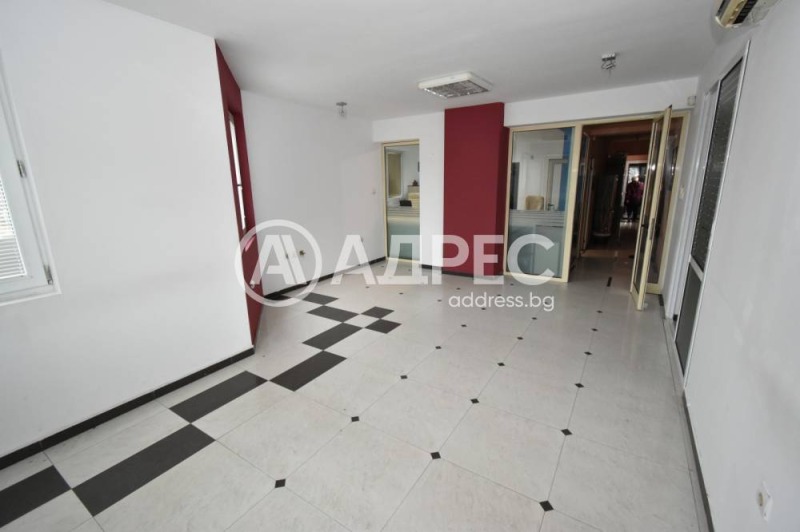 À venda  Escritório região Burgas , k.k. Slantchev briag , 213 m² | 36638115 - imagem [5]