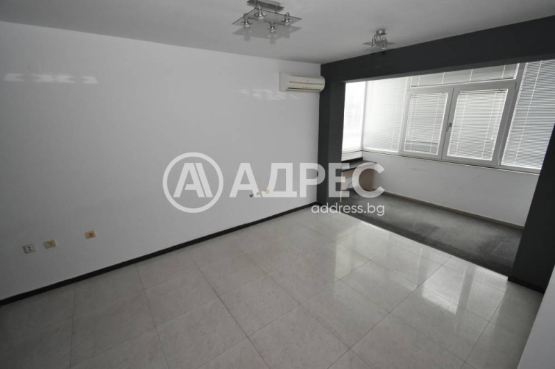 À venda  Escritório região Burgas , k.k. Slantchev briag , 213 m² | 36638115 - imagem [6]