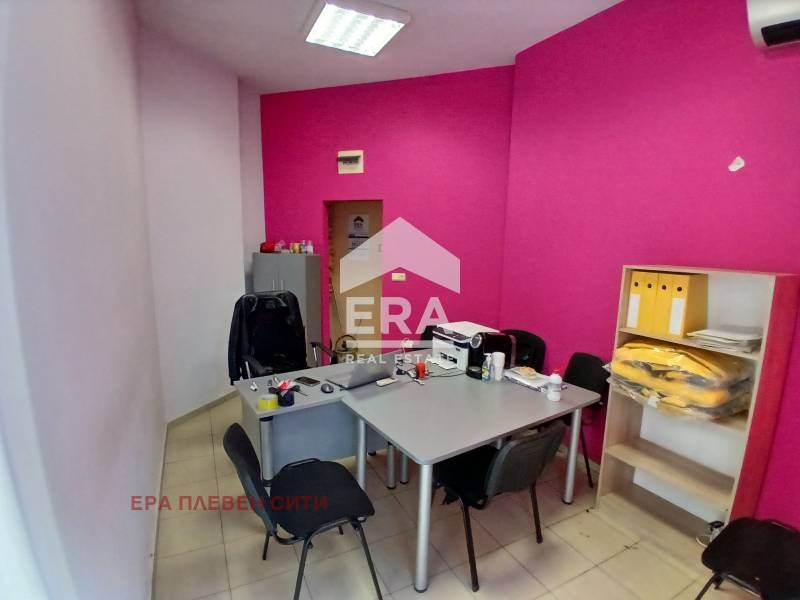 Продава  Магазин град Плевен , Идеален център , 17 кв.м | 12689314 - изображение [2]