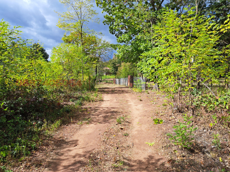 Продава ПАРЦЕЛ, гр. София, с. Подгумер, снимка 3 - Парцели - 52888359