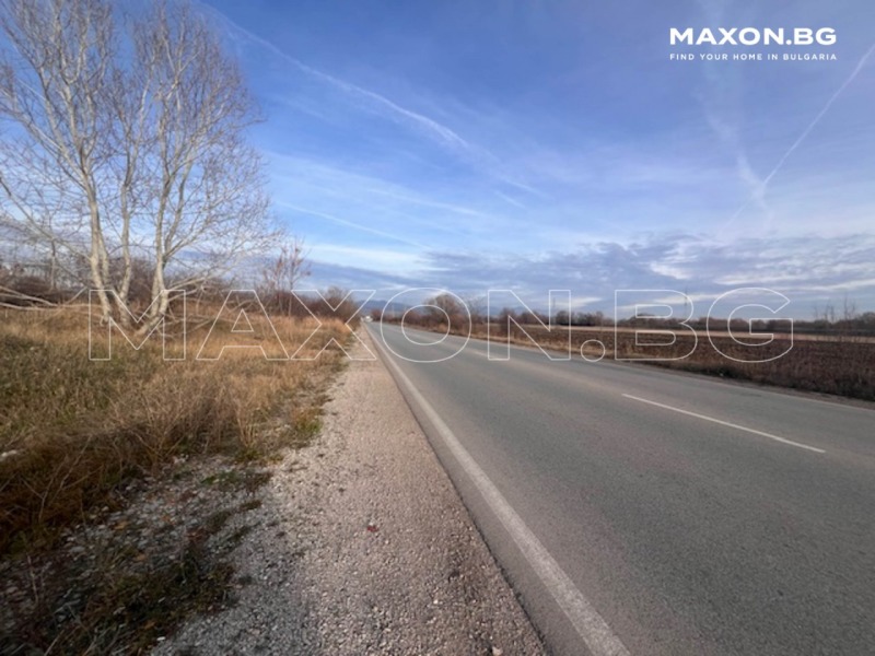 Продава ПАРЦЕЛ в град София, гр. Нови Искър - 6012 кв.м / 330 000 € » 645 423.90 лв., МАКСЪН ЕООД