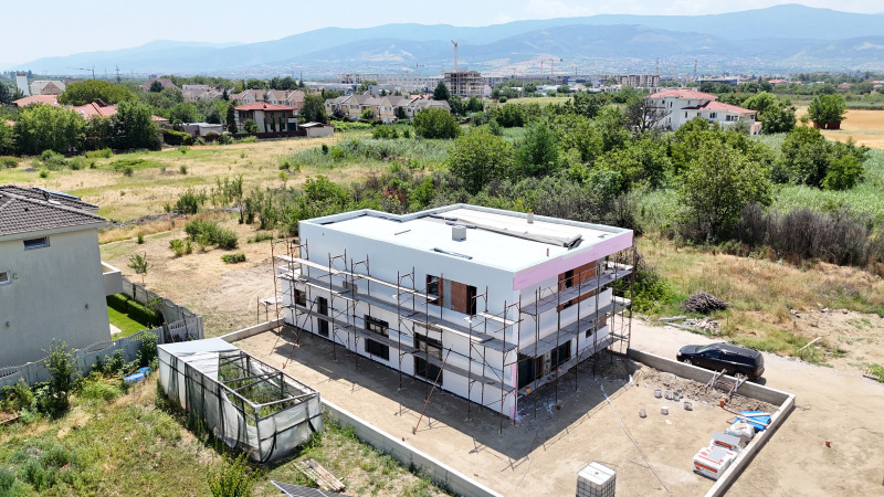For Sale  House Plovdiv , Komatevo , 345 sq.m | 99537330 - image [4]