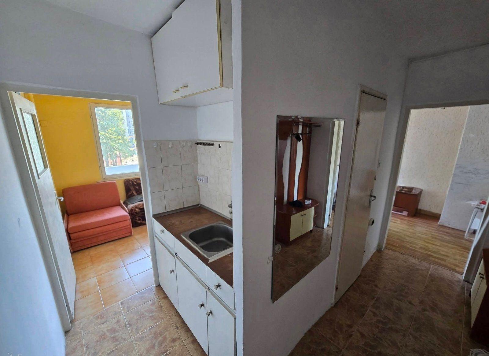 Продава 1-СТАЕН, гр. Бургас, Изгрев, снимка 2 - Апартаменти - 56180817