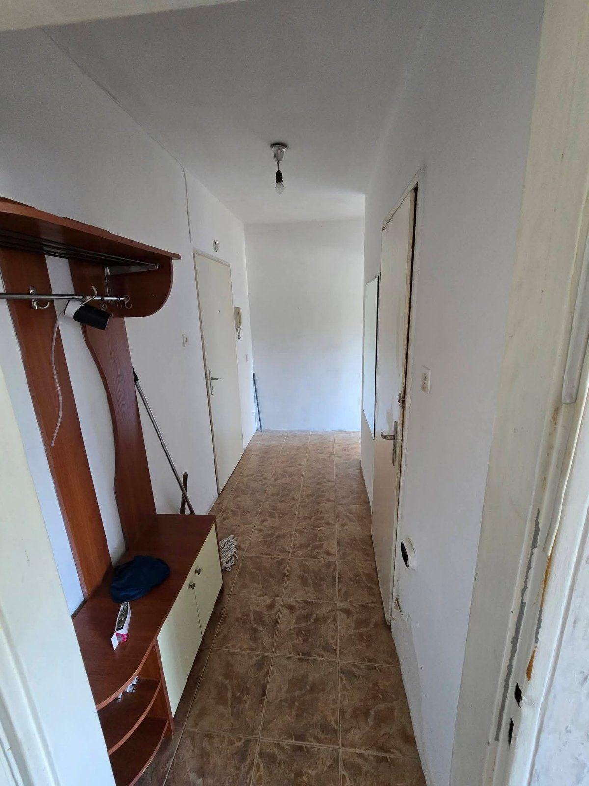 Продава 1-СТАЕН, гр. Бургас, Изгрев, снимка 4 - Апартаменти - 56180817