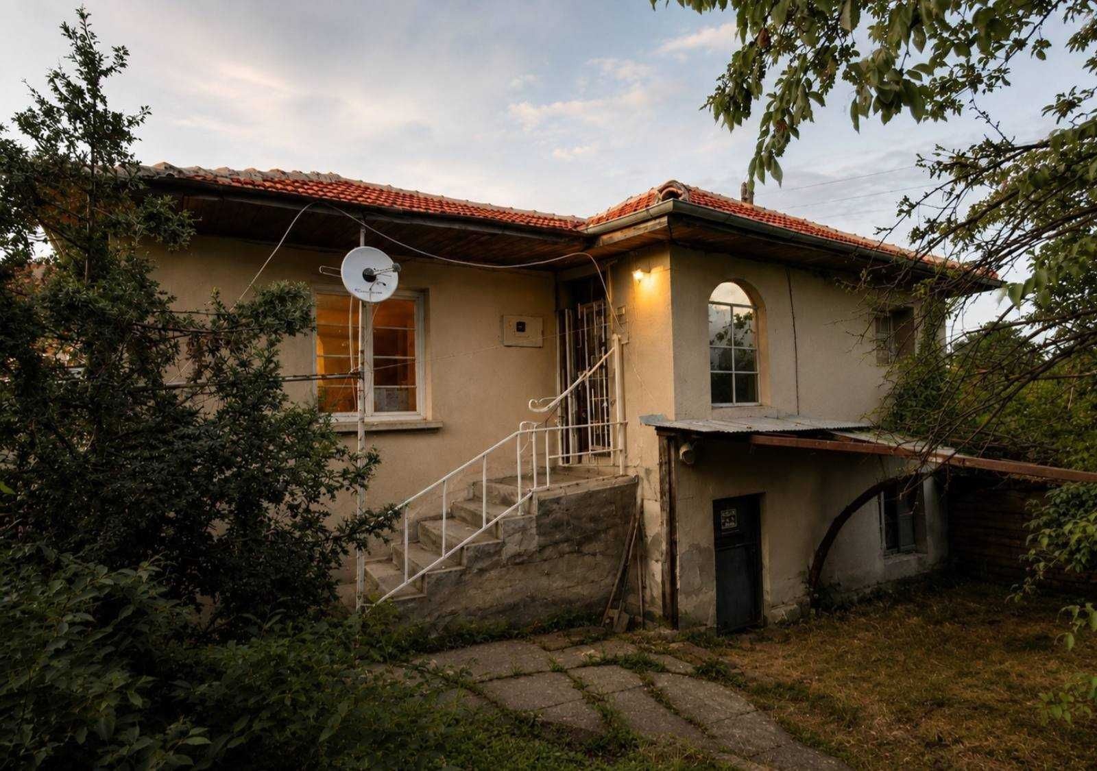 Продава КЪЩА, с. Сухозем, област Пловдив