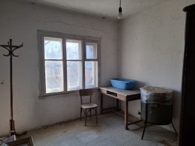 Продава къща област Пловдив с. Старосел - [1] 
