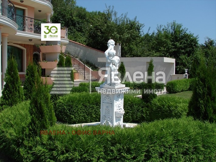 Satılık  Otel Varna , k.k. Sv.Sv. Konstantin i Elena , 2000 metrekare | 24709133 - görüntü [4]