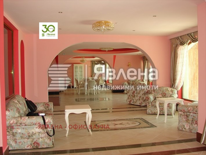 Satılık  Otel Varna , k.k. Sv.Sv. Konstantin i Elena , 2000 metrekare | 24709133 - görüntü [3]