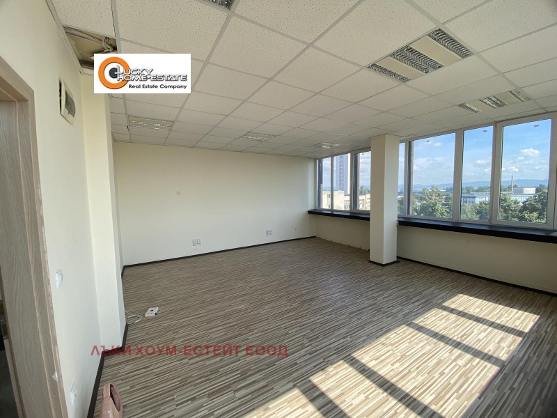 À venda  Escritório Sofia , Drujba 1 , 425 m² | 23110045 - imagem [2]