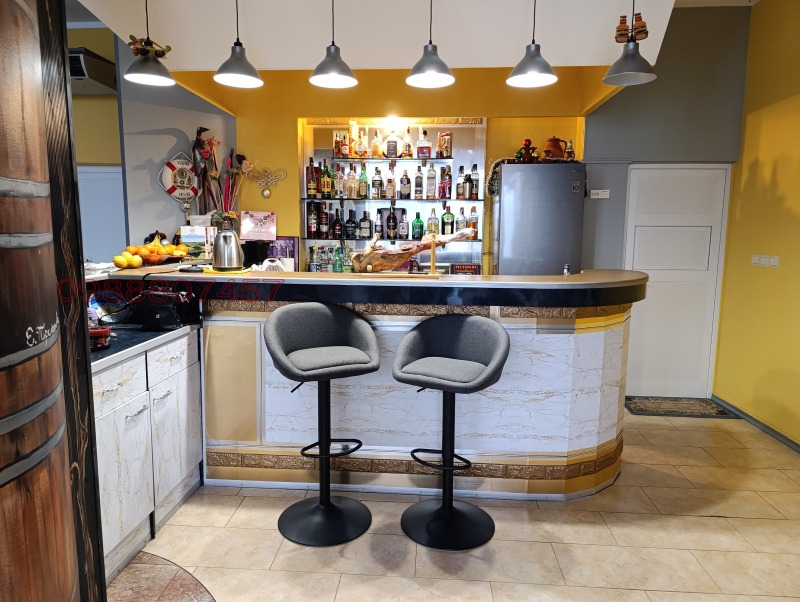 Продава ЗАВЕДЕНИЕ, гр. Русе, Широк център, снимка 2 - Заведения - 52775877