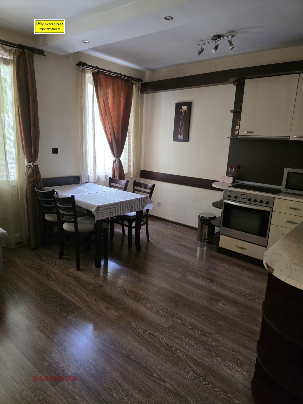 Продава 4-СТАЕН, гр. Враца, Център, снимка 2 - Апартаменти - 55299157