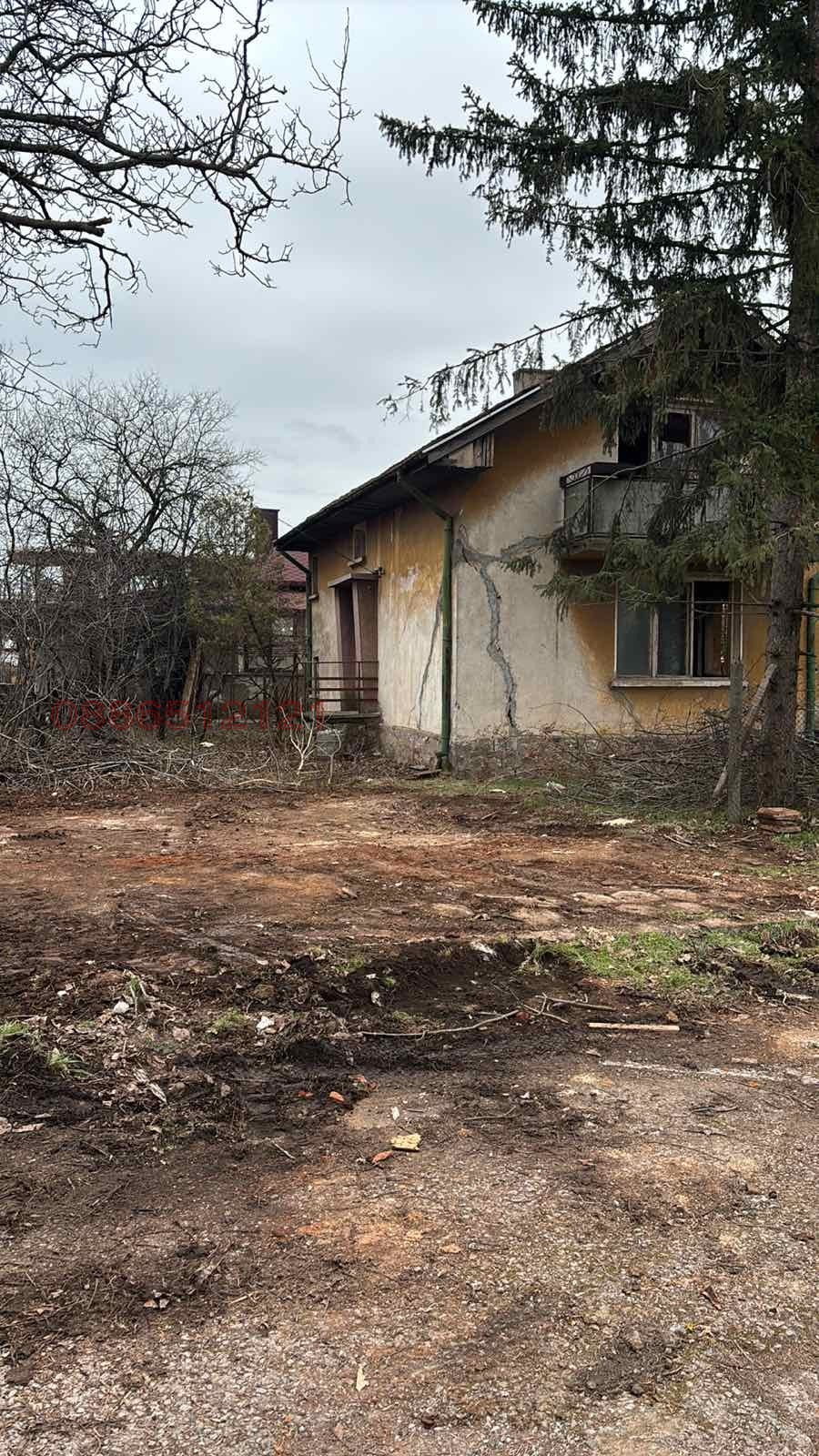 Продава КЪЩА, гр. София, с. Яна, снимка 2 - Къщи - 53875103