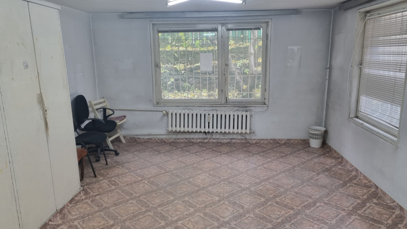 Продава  1-стаен град София , Редута , 60 кв.м | 72693670 - изображение [2]