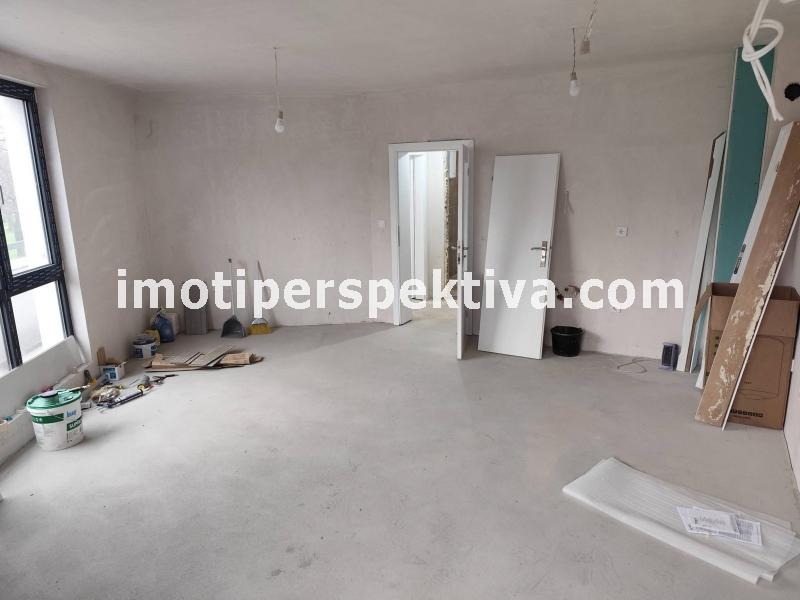 Продава 2-СТАЕН, гр. Пловдив, Кючук Париж, снимка 5 - Апартаменти - 54232316
