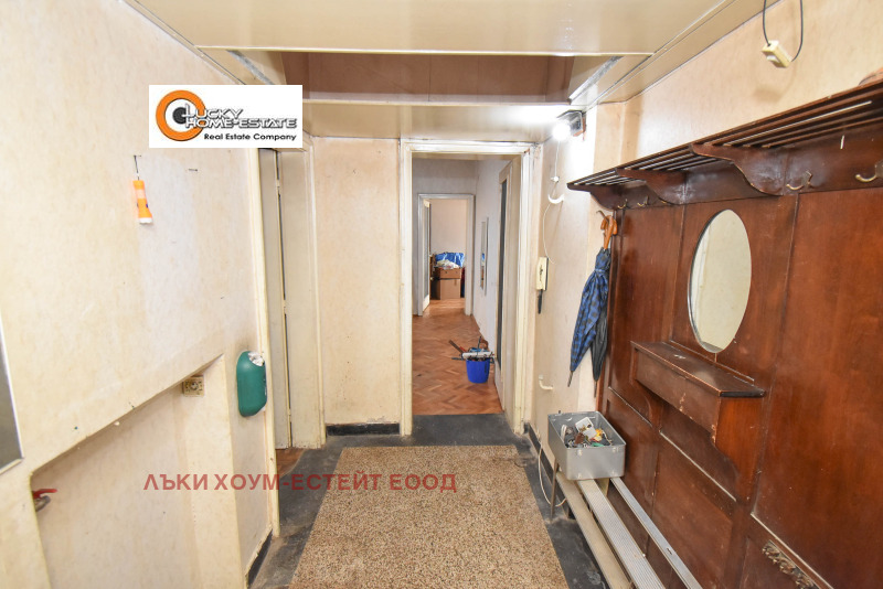 Продава 4-СТАЕН, гр. София, Център, снимка 10 - Апартаменти - 53121292