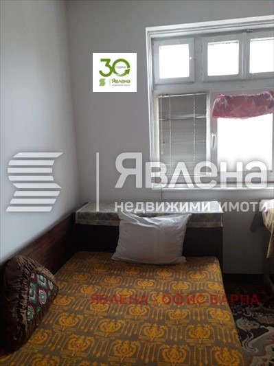 Продава ЕТАЖ ОТ КЪЩА, гр. Провадия, област Варна, снимка 1 - Етаж от къща - 47585535