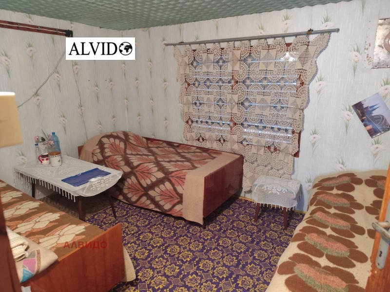 Продава КЪЩА, с. Реброво, област София област, снимка 13 - Къщи - 52525893