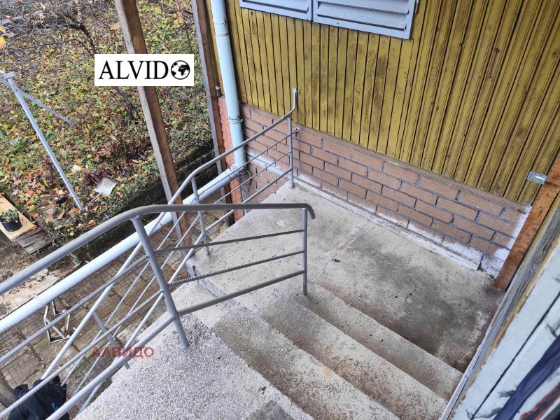 Продава КЪЩА, с. Реброво, област София област, снимка 2 - Къщи - 52525893