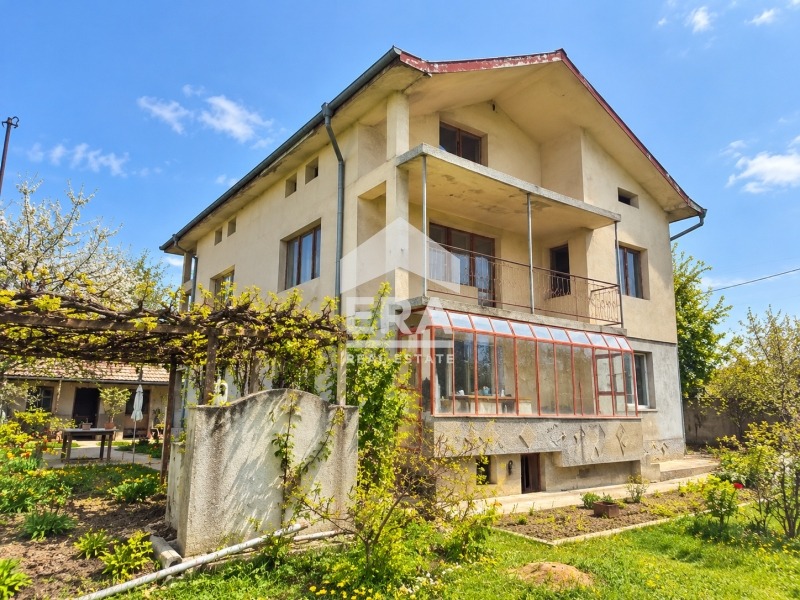 Продава КЪЩА, с. Слънчево, област Варна