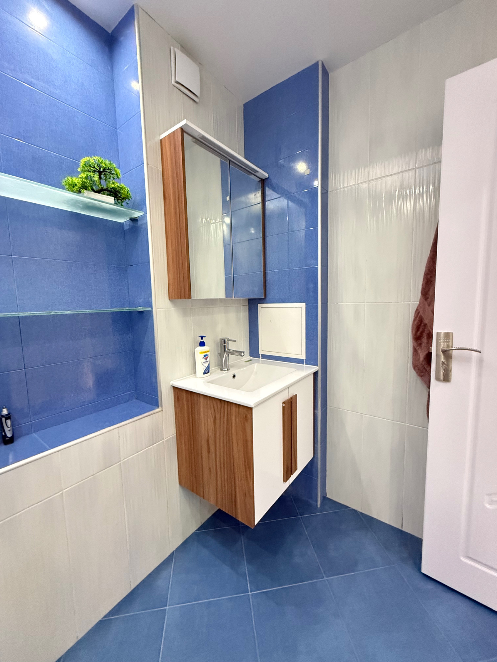 Продава 3-СТАЕН, гр. Русе, Алеи Възраждане, снимка 14 - Апартаменти - 54512736