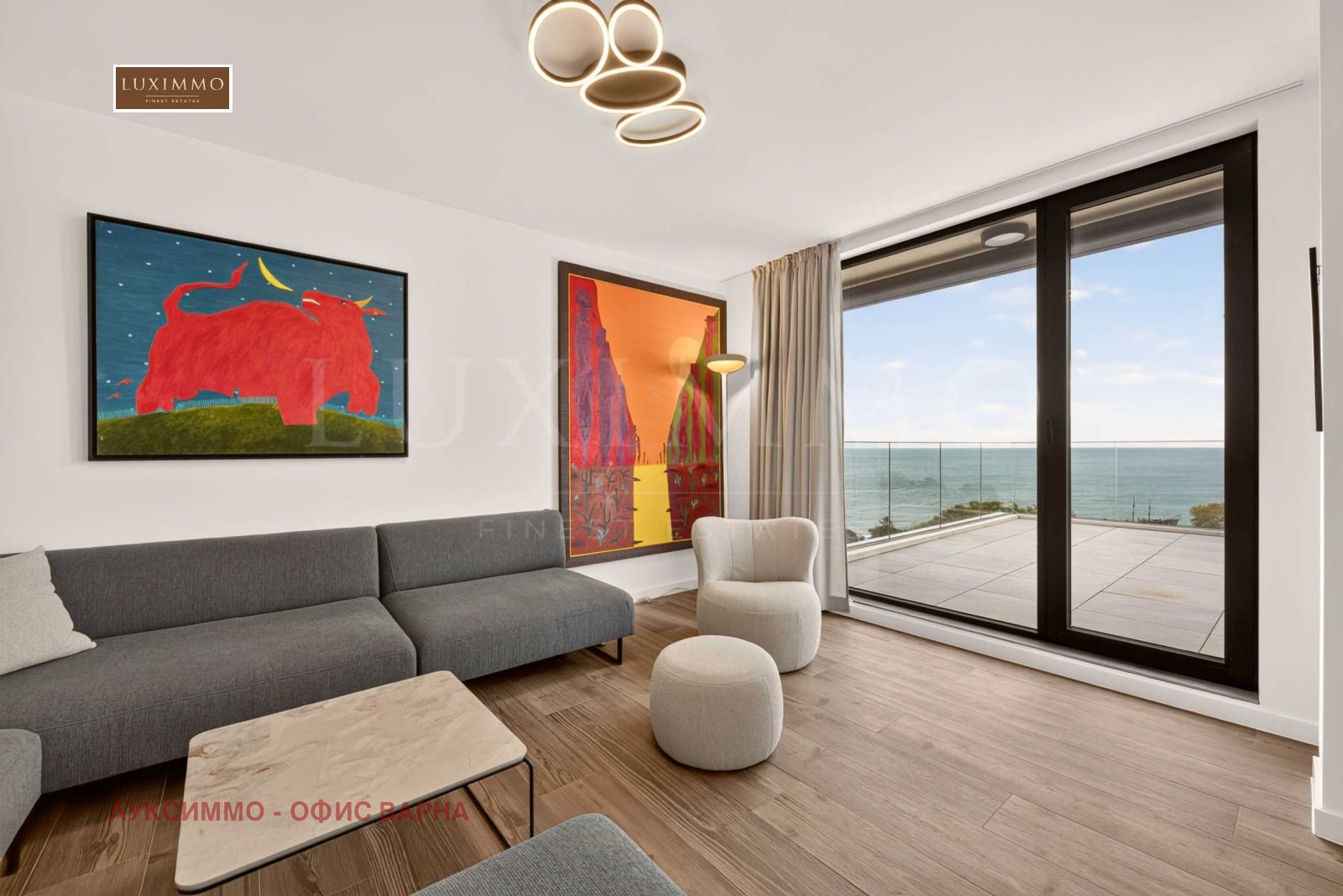 Продава  4-стаен град Варна , к.к. Св.Св. Константин и Елена , 208 кв.м | 85797091