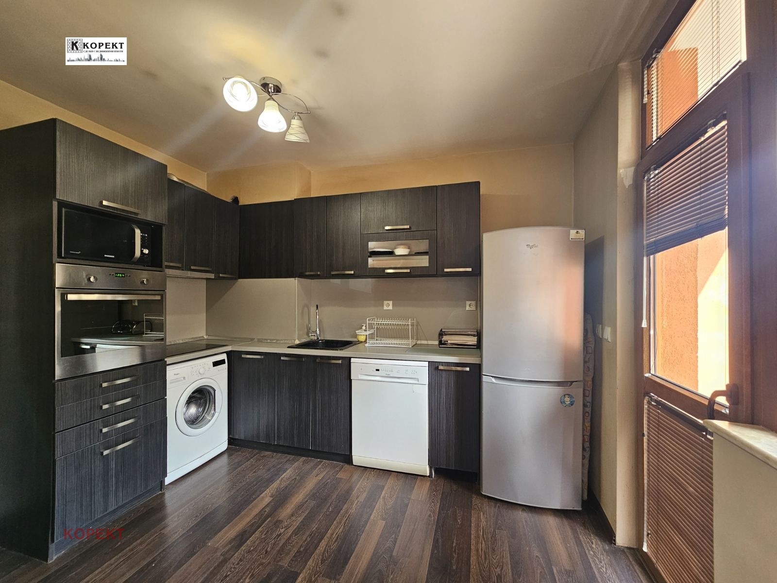 Продава МНОГОСТАЕН, гр. Плевен, Широк център, снимка 15 - Апартаменти - 54508604