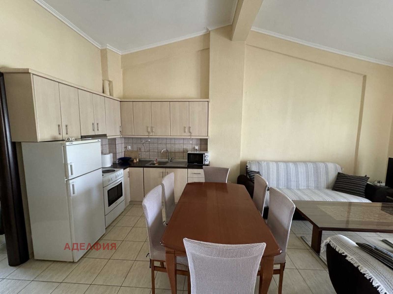 Продава 2-СТАЕН, Извън страната, област Извън страната