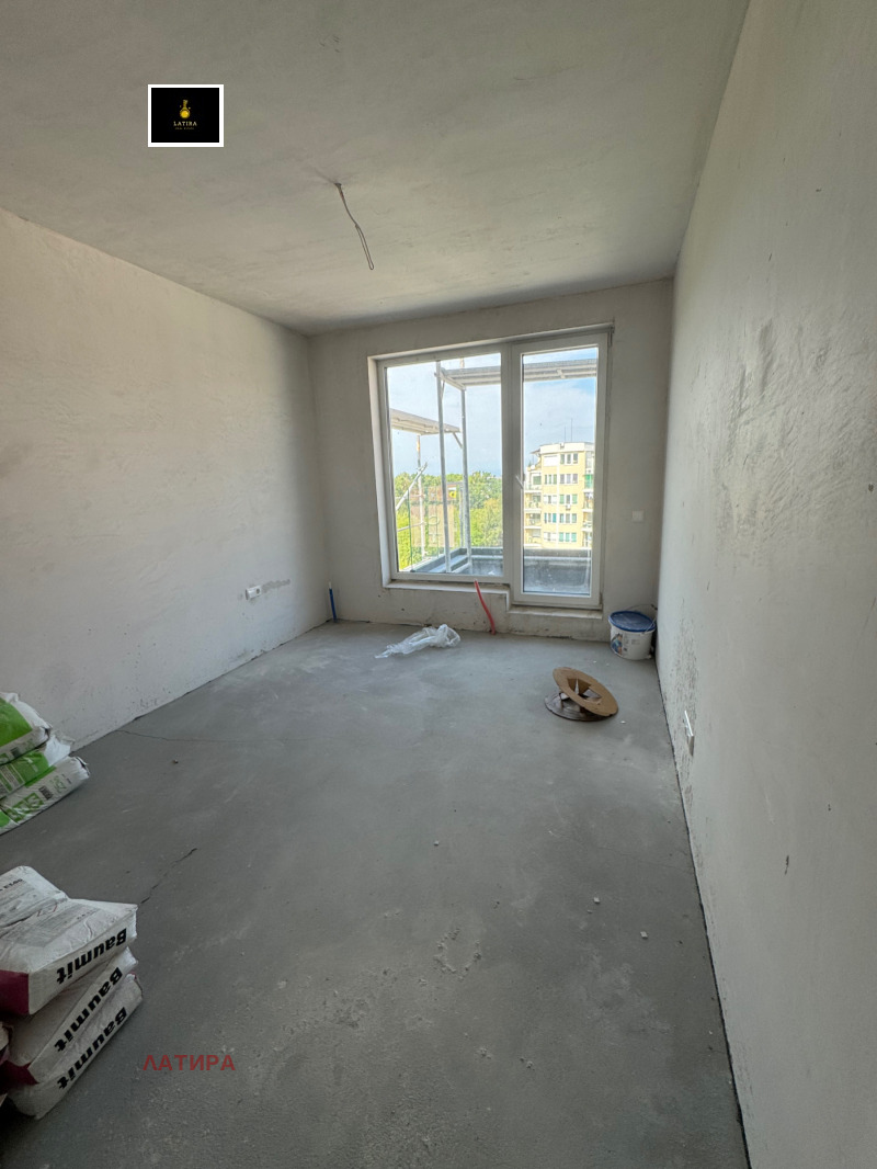À venda  Mais de 3 quartos Sofia , Studentski grad , 224 m² | 99523941 - imagem [16]